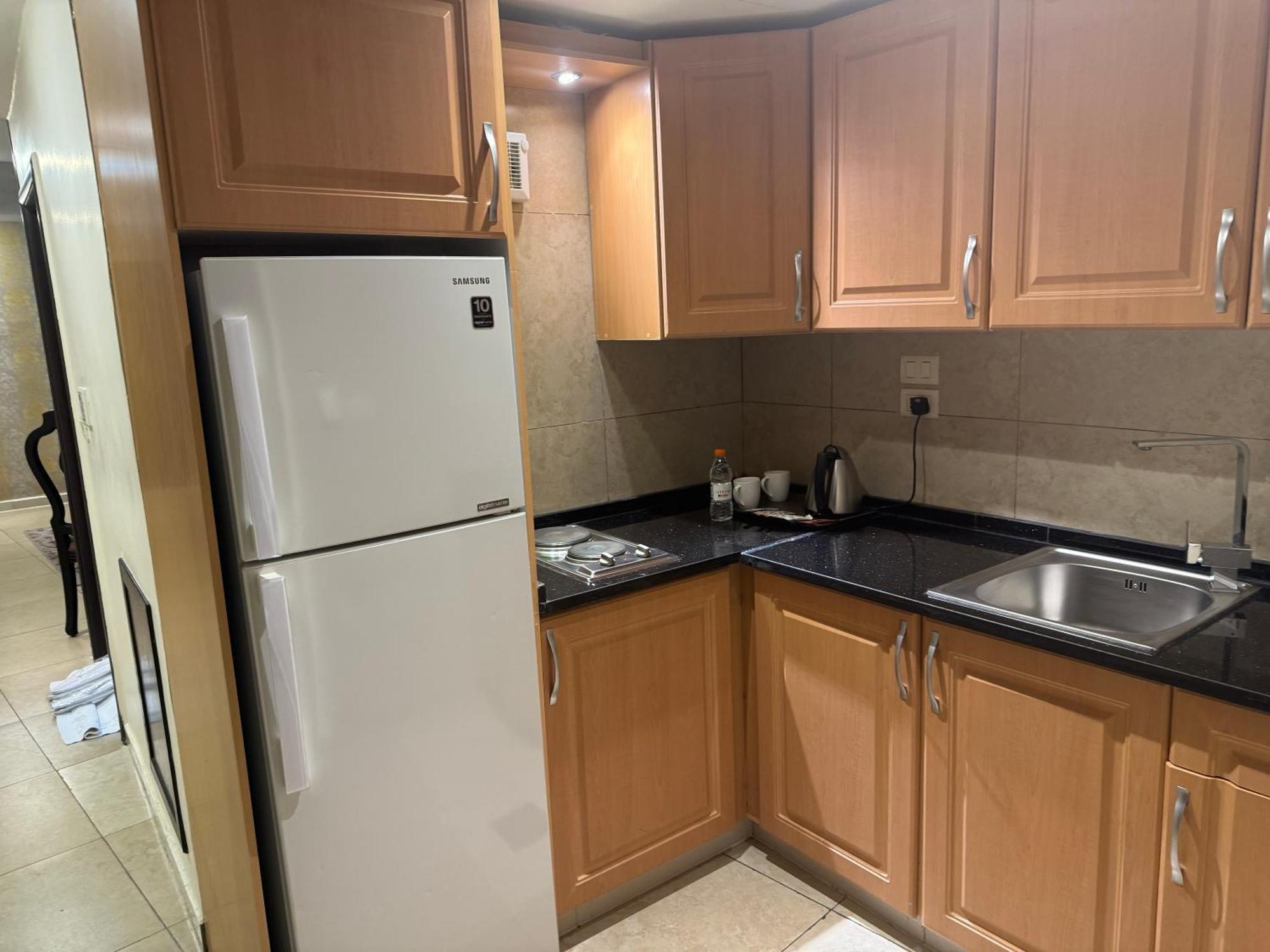 City Rose Hotel Suites Amman Buitenkant foto