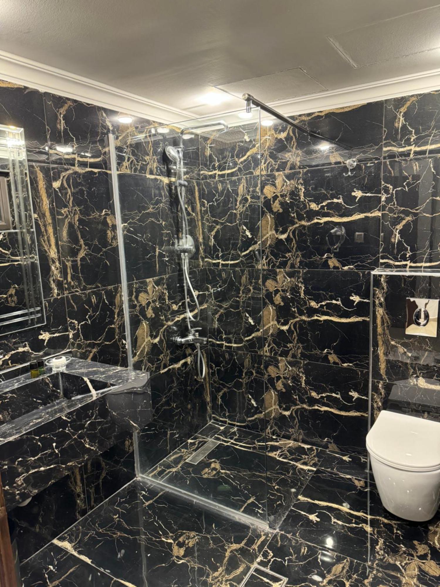City Rose Hotel Suites Amman Buitenkant foto