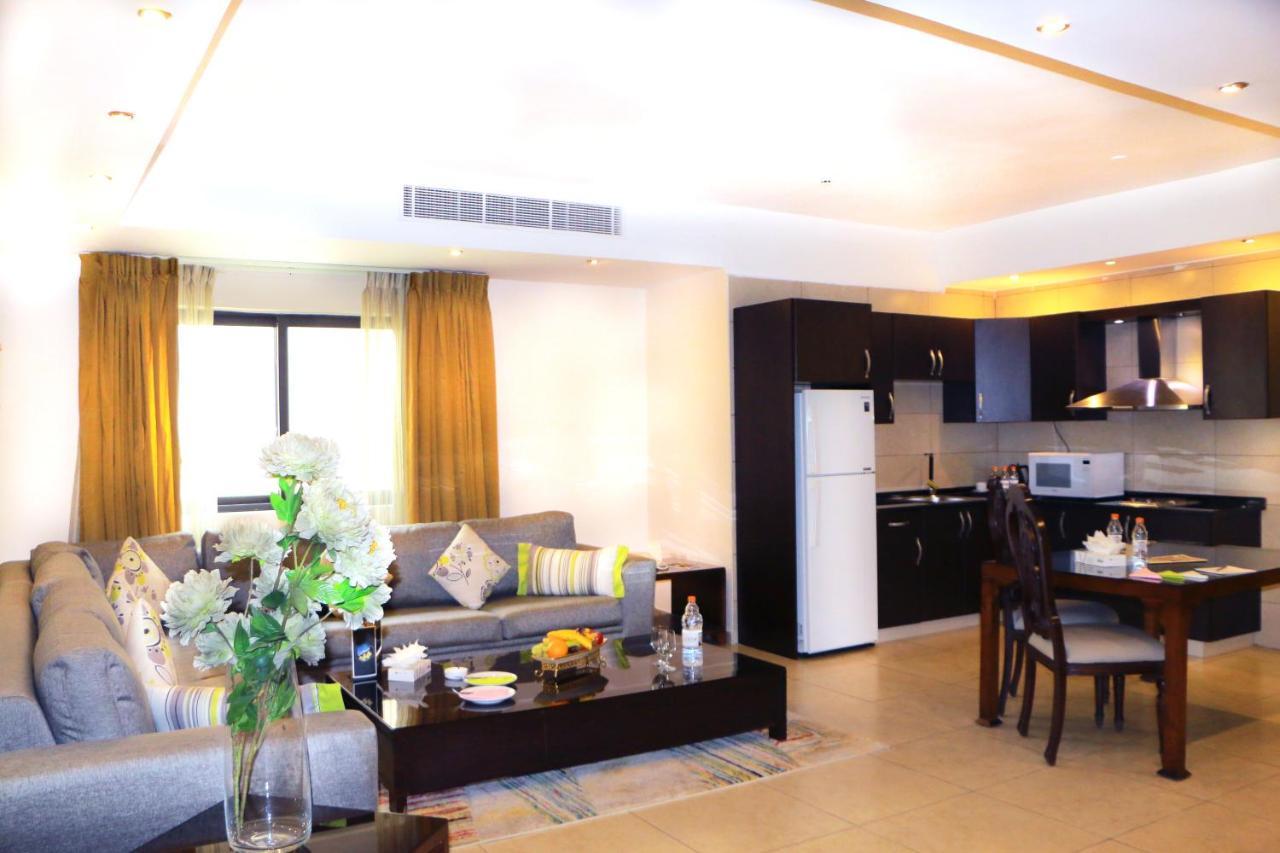 City Rose Hotel Suites Amman Buitenkant foto